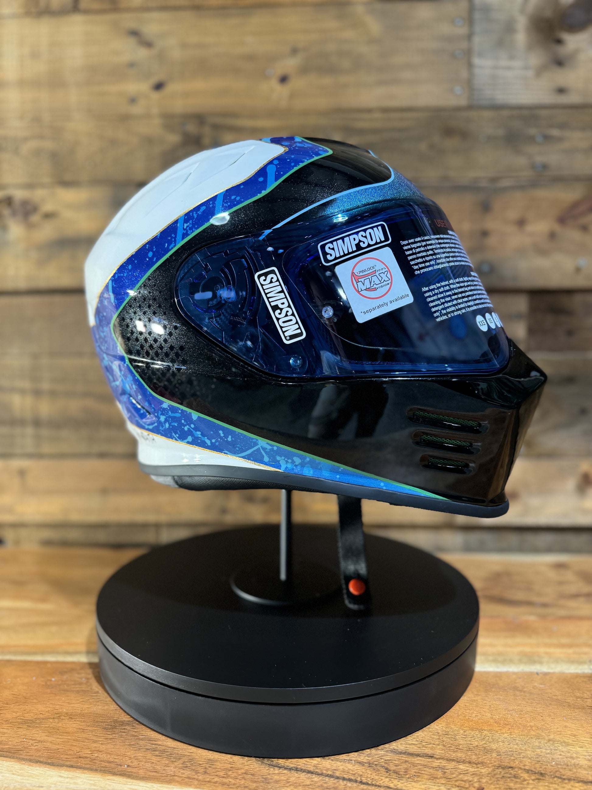 bandit custom motorcycle helmet Custom Helmet – Shiny Side Paint